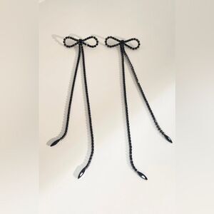 Elegant Black Bow Earrings A987